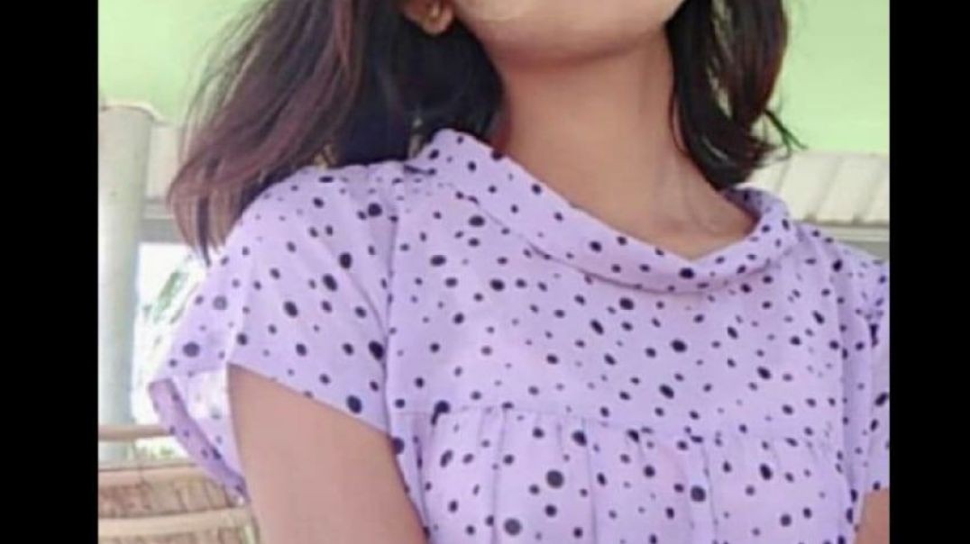 Village desi girl showing nude boobs