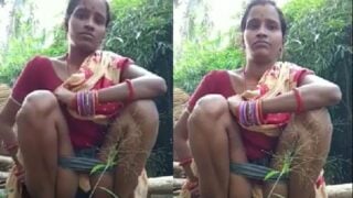 Odia village wife making own pissing video